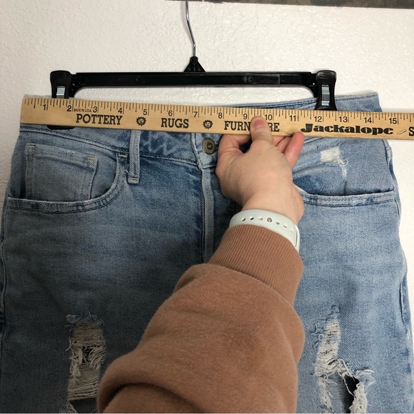 Hollister Ultra High Rise Vintage Straight Frayed Distressed Jeans 9 Short / 29 - Picture 12 of 12